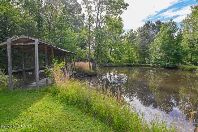 5805 S Manor Cove, Olive Branch, MS 38654