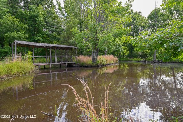 5805 S Manor Cove, Olive Branch, MS 38654