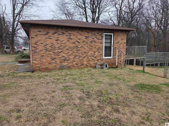 143 McCullum, Ledbetter, KY 42058