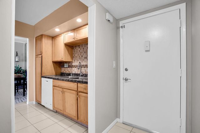 250 NE 20th Street 5240, Boca Raton, FL 33431