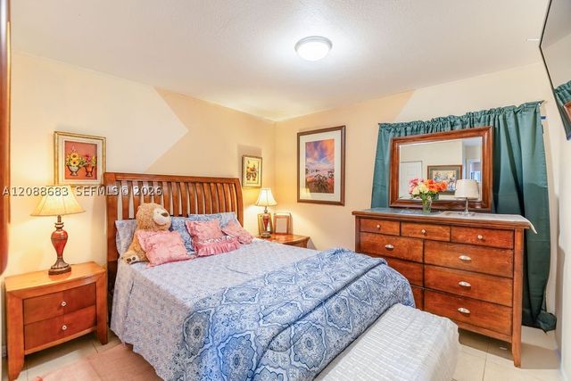 1111 San Remo Cir, Homestead, FL 33035