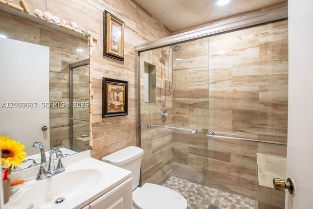1111 San Remo Cir, Homestead, FL 33035