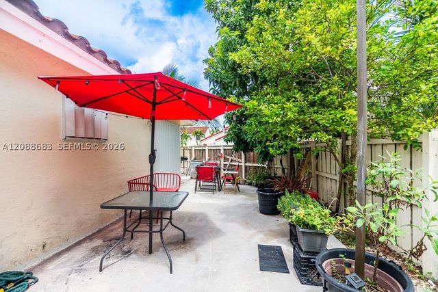 1111 San Remo Cir, Homestead, FL 33035