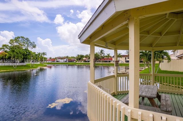 1111 San Remo Cir, Homestead, FL 33035