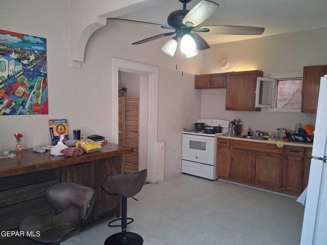 615, 617 S VIRGINIA Street, El Paso, TX 79901