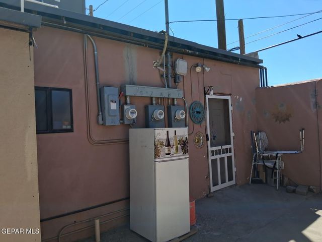615, 617 S VIRGINIA Street, El Paso, TX 79901
