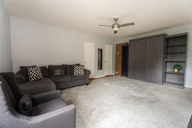 611 PALMER RD 5T, Yonkers, NY 10701
