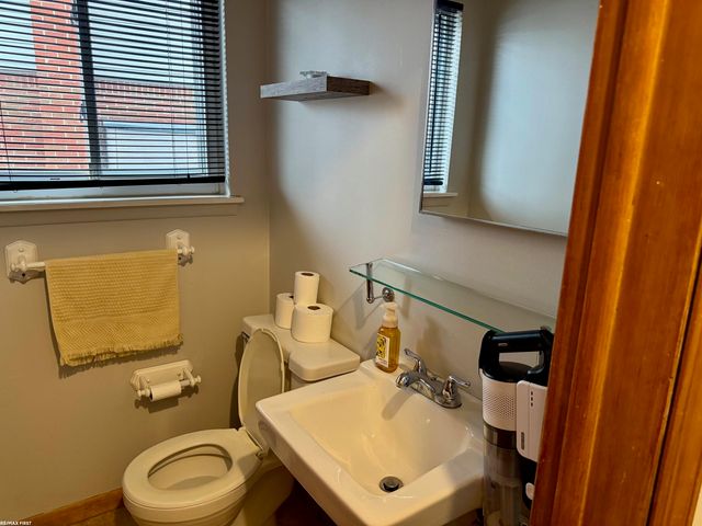 13201 Cloverlawn Drive, Sterling Heights, MI 48312