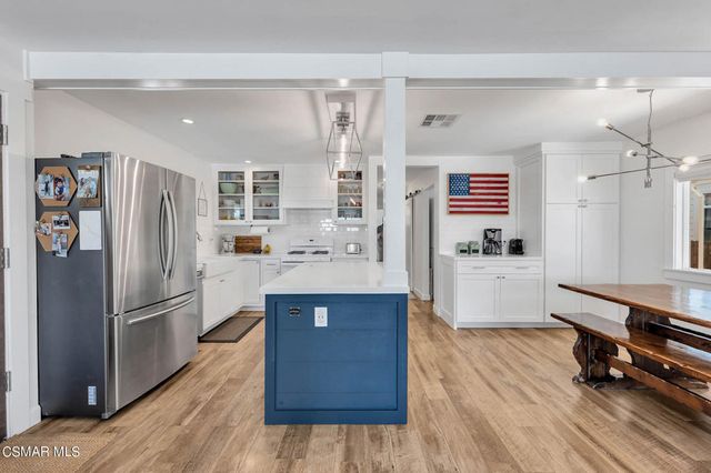 30473 Mulholland Highway 101, Agoura Hills, CA 91301