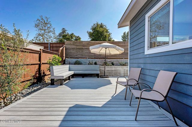 30473 Mulholland Highway 101, Agoura Hills, CA 91301