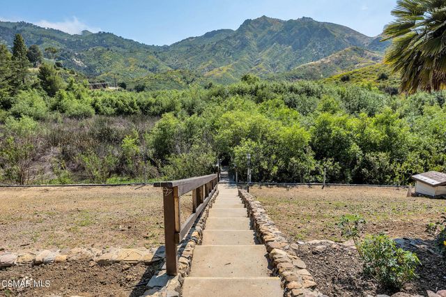 30473 Mulholland Highway 101, Agoura Hills, CA 91301