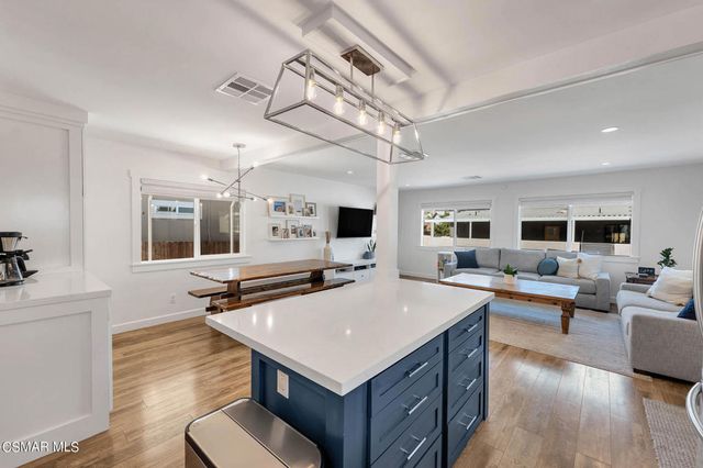 30473 Mulholland Highway 101, Agoura Hills, CA 91301