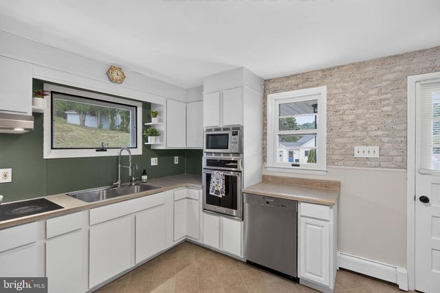 144 TERRACE RD, Boyertown, PA 19512