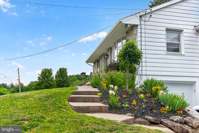 144 TERRACE RD, Boyertown, PA 19512