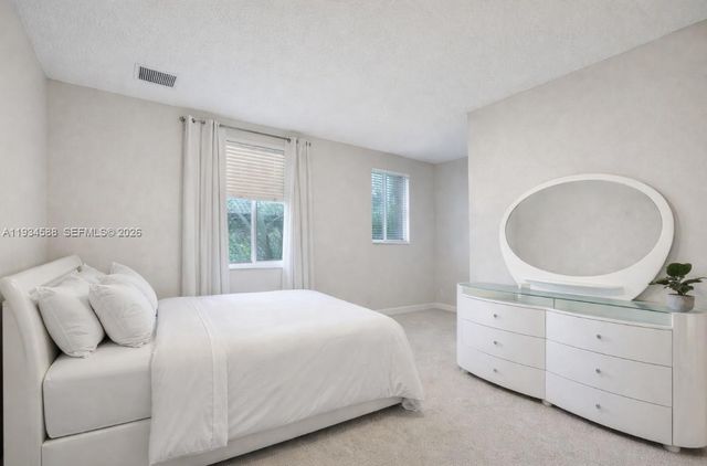 5724 Oakmont Ave, Hollywood, FL 33312