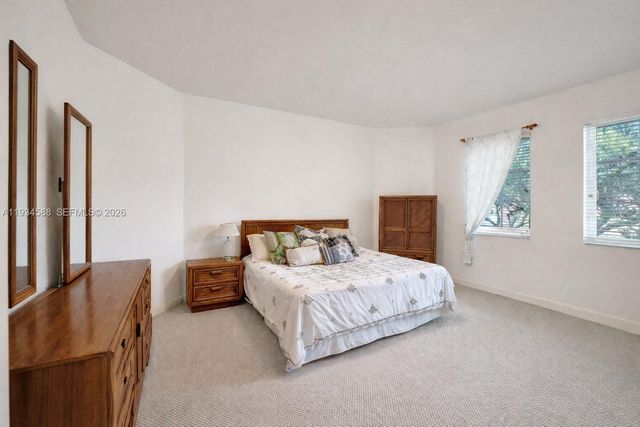 5724 Oakmont Ave, Hollywood, FL 33312