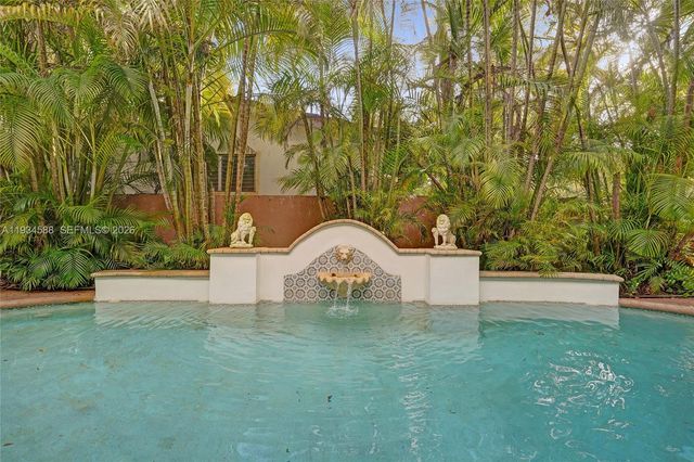 5724 Oakmont Ave, Hollywood, FL 33312