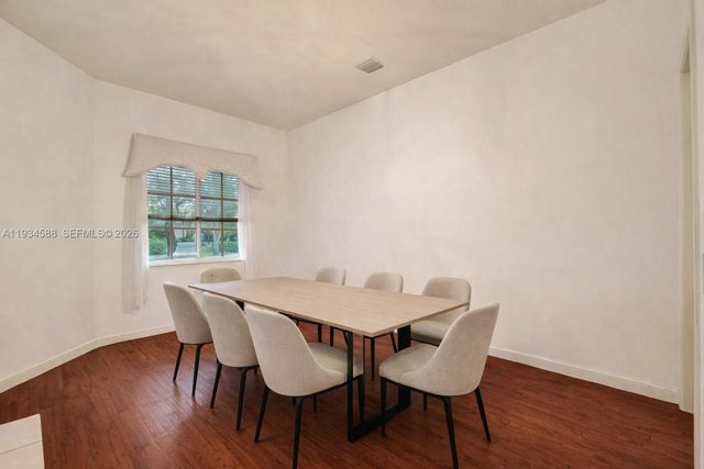 5724 Oakmont Ave, Hollywood, FL 33312