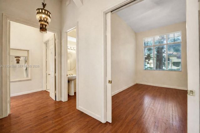 5724 Oakmont Ave, Hollywood, FL 33312