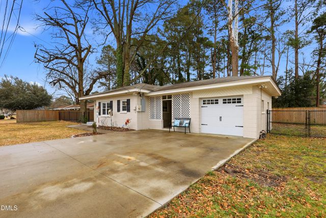 202 E North Street, Fremont, NC 27830