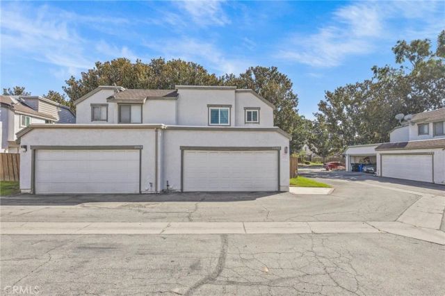 2226 S Greenwood B, Ontario, CA 91761