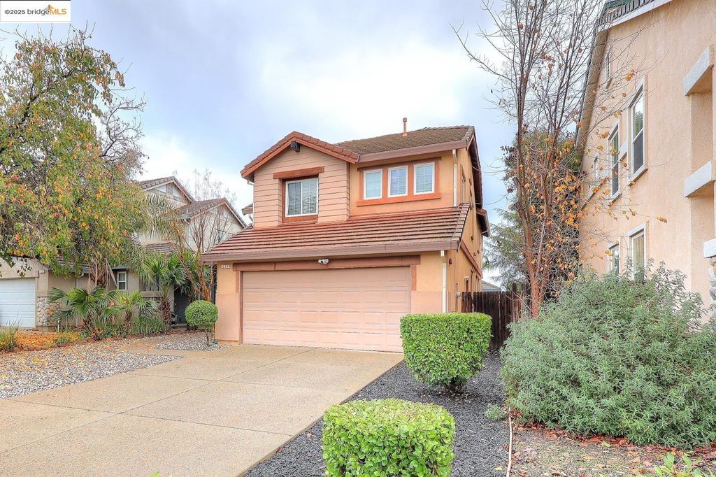 220 WHISPERING OAKS COURT, Brentwood, CA 94513