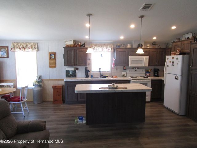 8447 Moonlight Avenue 3, Brooksville, FL 34613