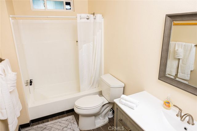 6238 University, San Diego, CA 92115
