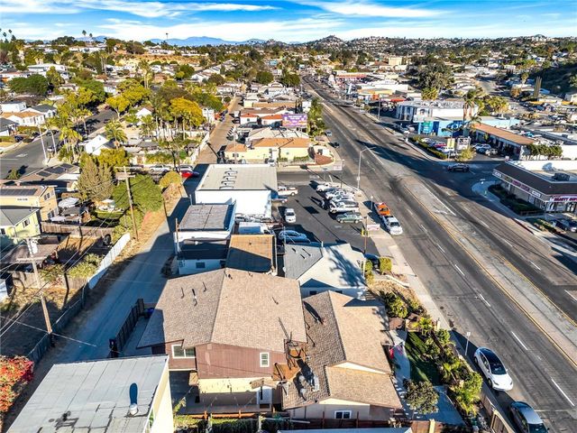 6238 University, San Diego, CA 92115