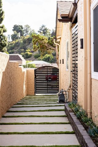 6238 University, San Diego, CA 92115