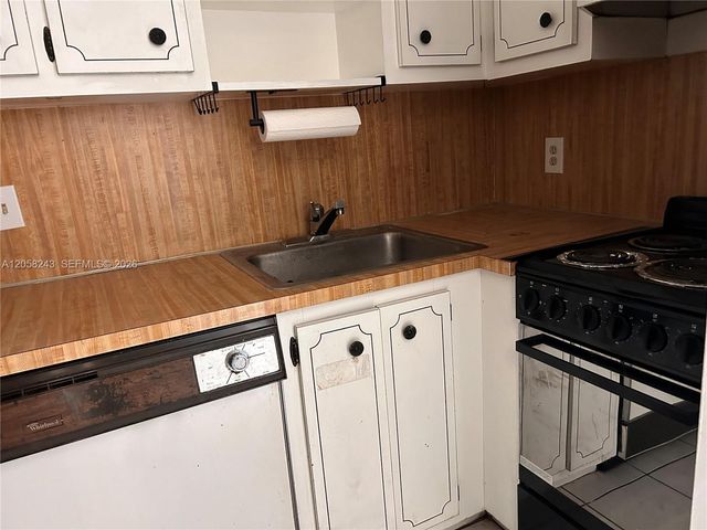300 NW 42nd Ave 109, Miami, FL 33126