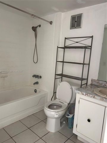 300 NW 42nd Ave 109, Miami, FL 33126