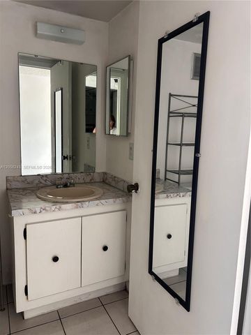 300 NW 42nd Ave 109, Miami, FL 33126