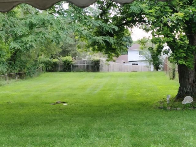 1131 Rambling Road, Ypsilanti, MI 48198