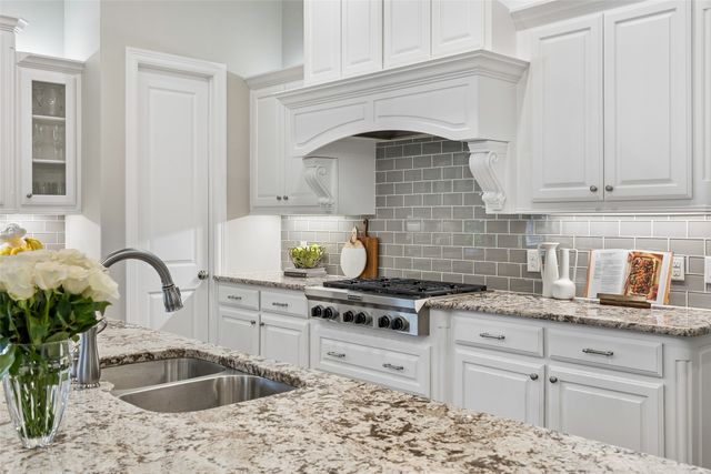 6611 Compton Court, Frisco, TX 75034