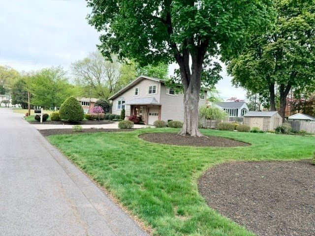 12 Barbara Rd, Canton, MA 02021