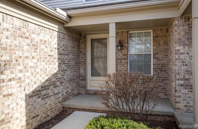 4753 Grove Court, Canton Charter Township, MI 48188