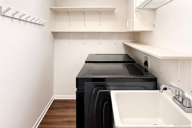 4753 Grove Court, Canton Charter Township, MI 48188