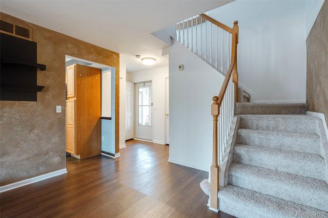 4753 Grove Court, Canton Charter Township, MI 48188