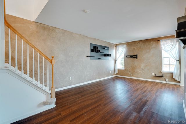 4753 Grove Court, Canton Charter Township, MI 48188