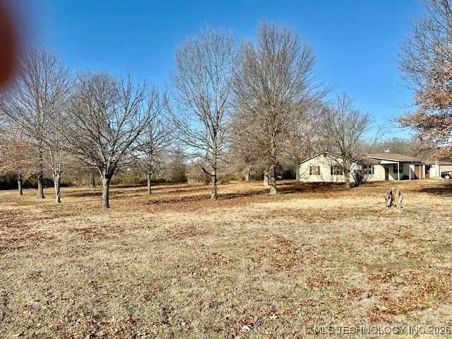 1564 W 110th Street North, Wagoner, OK 74467