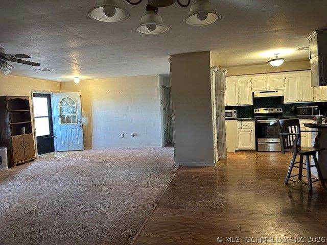 1564 W 110th Street North, Wagoner, OK 74467