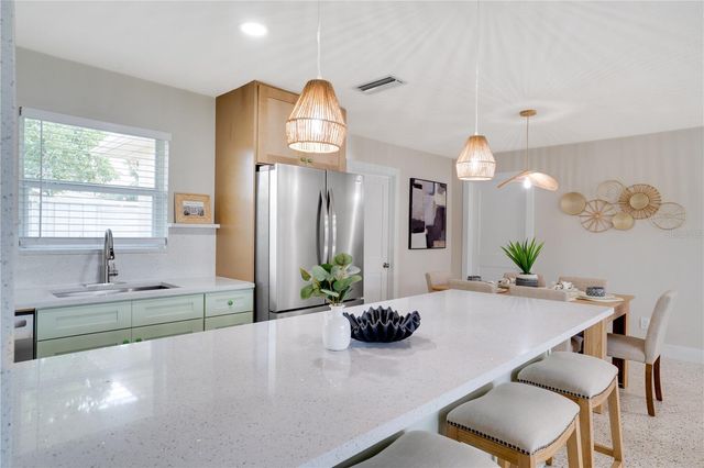 8369 120TH STREET, Seminole, FL 33772