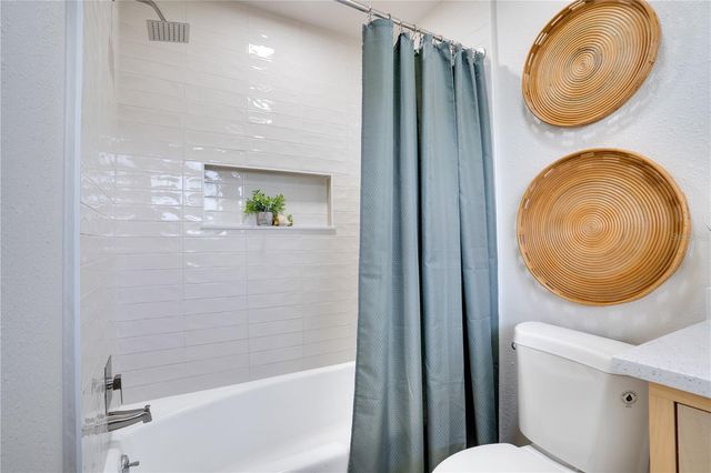 8369 120TH STREET, Seminole, FL 33772