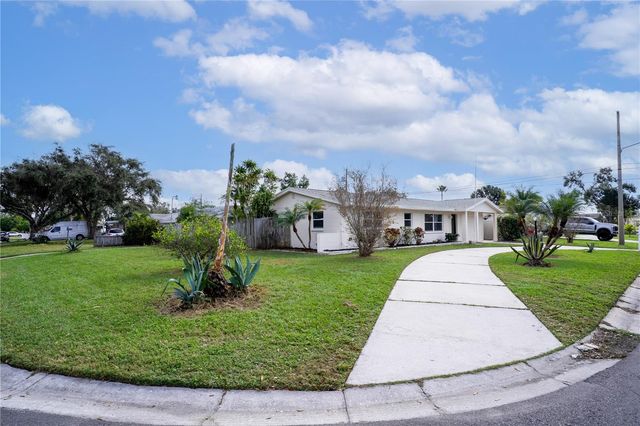 8369 120TH STREET, Seminole, FL 33772