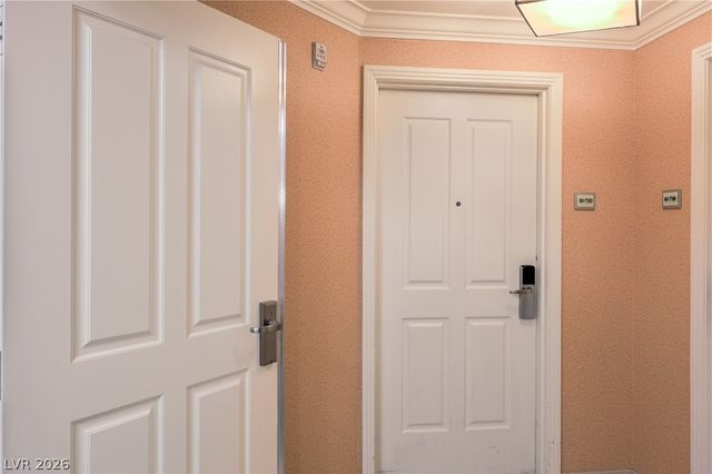 135 East Harmon Avenue 1020, Las Vegas, NV 89109