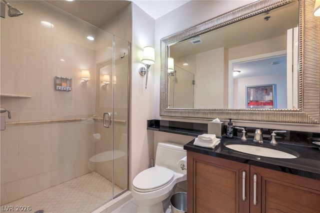 135 East Harmon Avenue 1020, Las Vegas, NV 89109
