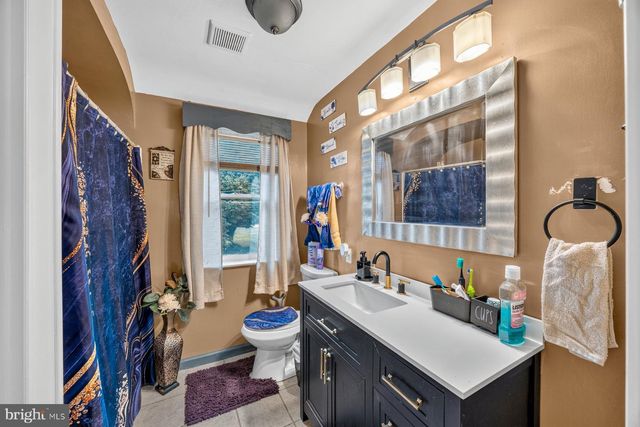 724 CHARING CROSS RD, Baltimore, MD 21229