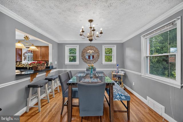 724 CHARING CROSS RD, Baltimore, MD 21229