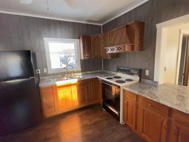 513 N LAFAYETTE STREET, Shawano, WI 54166